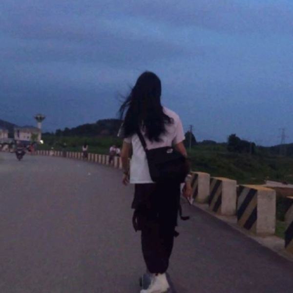 伊朗外长阿拉格齐：我对周边国家的呼吁是，与美国保持距离。